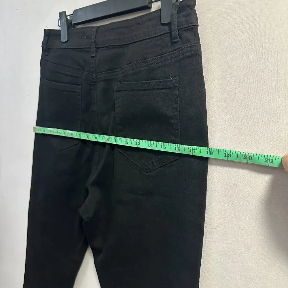 A chic button-front design stylish black jeans （M/L) - Picture 4 of 10